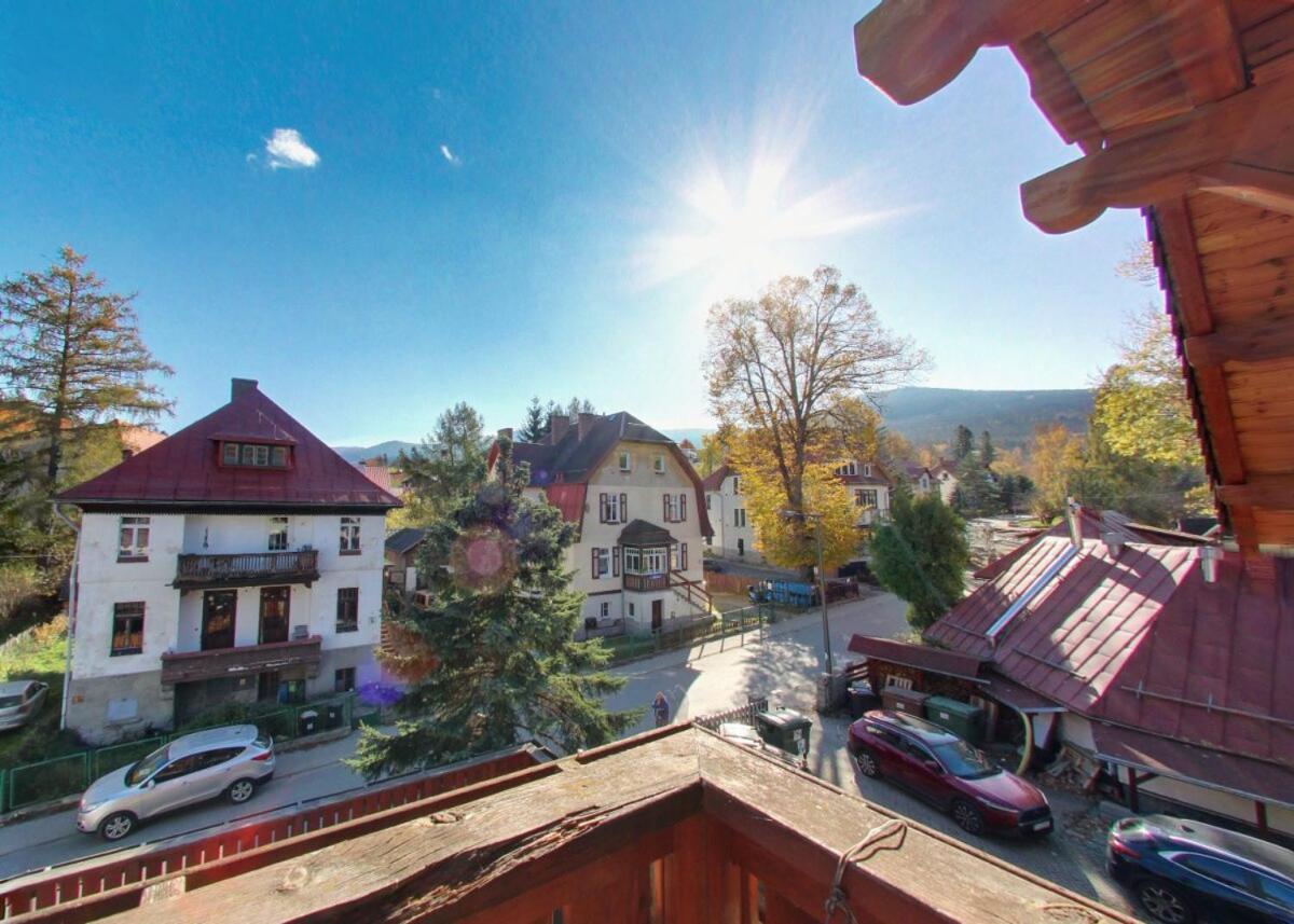 Dom Wypoczynkowy Topaz Шклярська Поремба Екстер'єр фото